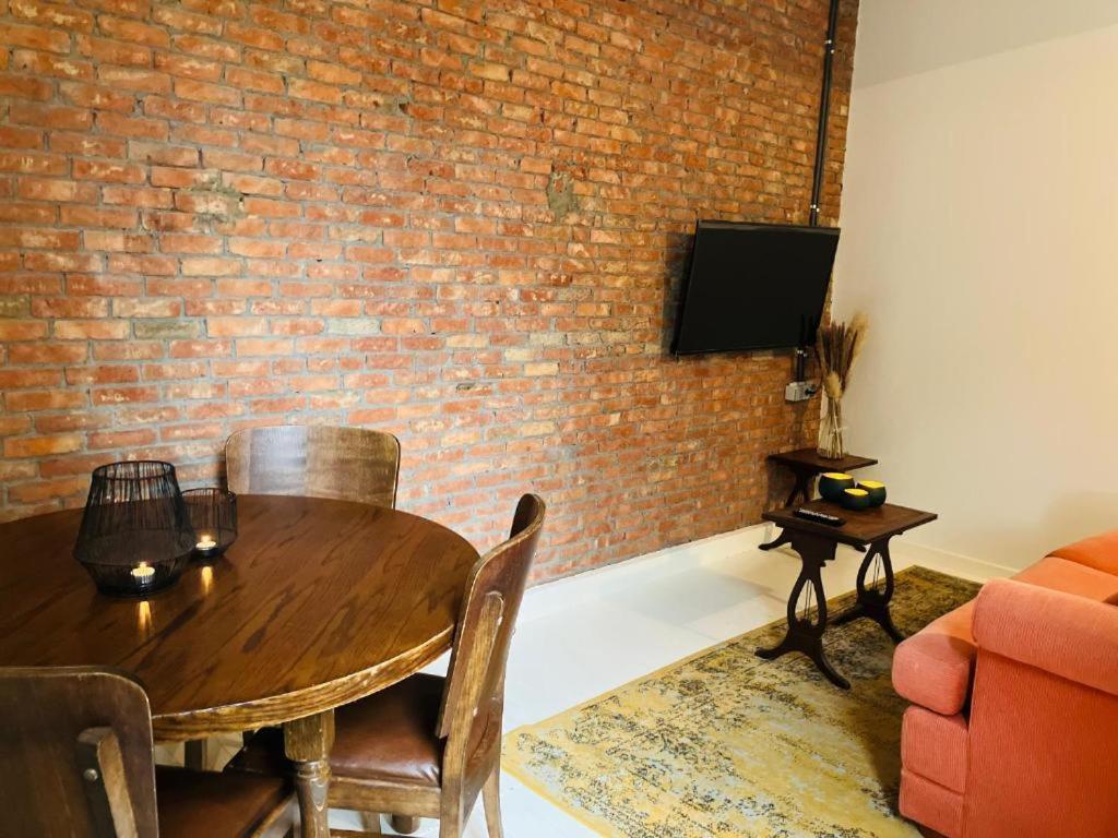 Bnb Hotel Suikernest Amberes Exterior foto